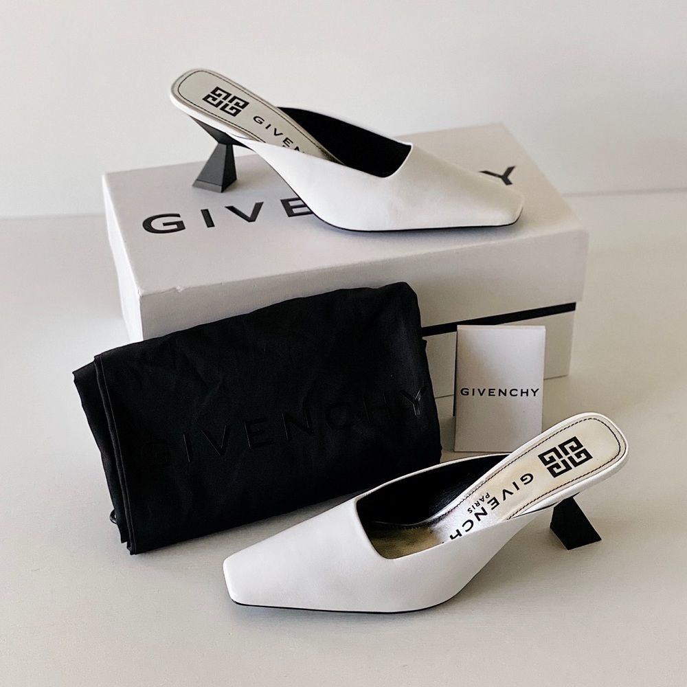 ✨New GIVENCHY Look Book Leather Heel Mules Size 38 - Picture 1 of 13